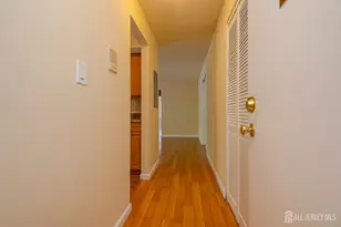 1005 Hidden Village Dr, Perth Amboy, NJ 08861 - Photo 3