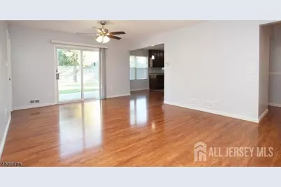 2 Wyndham Way, Piscataway Township, NJ 08854 - Photo 9