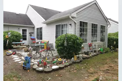 640 Madison Drive #B, Monroe Township, NJ 08831 - Photo 17