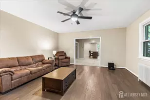 4 Orchard Ave, Bordentown Twp, NJ 08505 - Photo 5