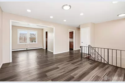 42 Mercer Street, Carteret, NJ 07008 - Photo 5