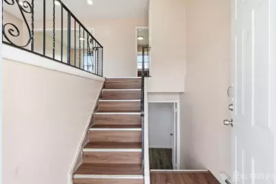 42 Mercer Street, Carteret, NJ 07008 - Photo 3
