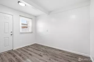 42 Mercer St, Carteret, NJ 07008 - Photo 25