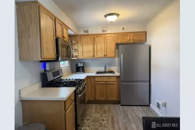 36 Maplewood Avenue, Colonia, NJ 07067 - Photo 15