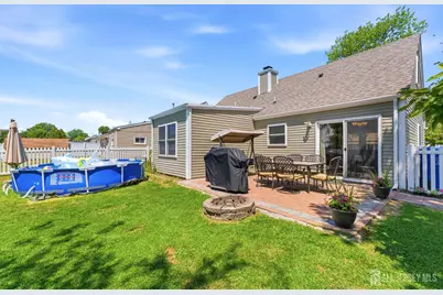 110 W Francis Street, Iselin, NJ 08830 - Photo 21