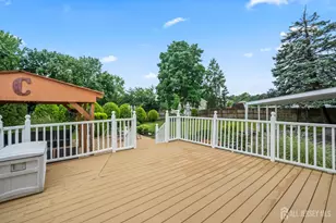 16 London Dr, East Brunswick Township, NJ 08816 - Photo 29