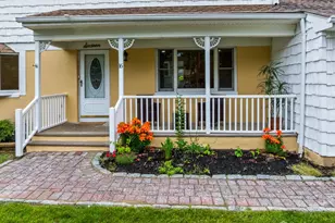 16 London Dr, East Brunswick Township, NJ 08816 - Photo 3