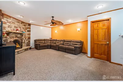 16 London Drive, East Brunswick Township, NJ 08816 - Photo 11