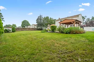 16 London Dr, East Brunswick Township, NJ 08816 - Photo 35