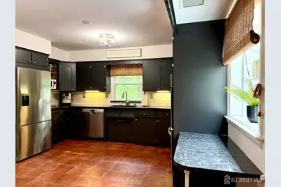 435 S 5th Avenue, Highland Park, NJ 08904 - Photo 21