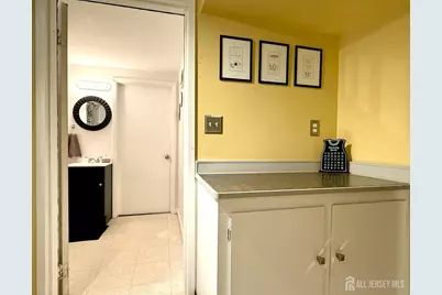 435 S 5th Avenue, Highland Park, NJ 08904 - Photo 57