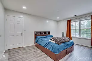 525 Waterford Dr, Edison, NJ 08817 - Photo 17