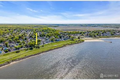 283 Bayview Drive, South Amboy, NJ 08879 - Photo 3