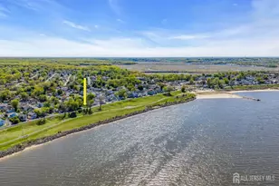 283 Bayview Dr, South Amboy, NJ 08879 - Photo 3