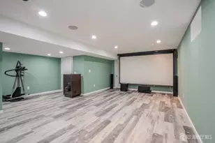 1101 Cottonwood Ct, North Brunswick Township, NJ 08902 - Photo 35