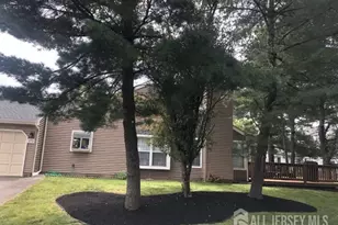 173 Jordans Cir, Franklin Township, NJ 08873 - Photo 3