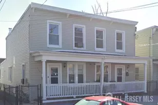 464 Division St, Perth Amboy, NJ 08861 - Photo 1