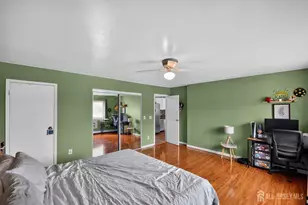 1008 Cricket Ln, Woodbridge Township, NJ 07095 - Photo 11