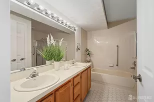 13 Ashbourne Dr, Monroe Township, NJ 08831 - Photo 21