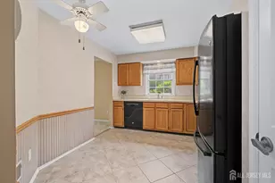 13 Ashbourne Dr, Monroe Township, NJ 08831 - Photo 13