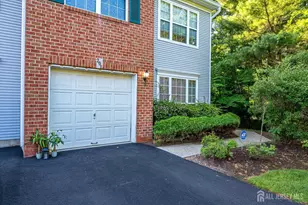 201 Waldorf Dr, South Brunswick Township, NJ 08540 - Photo 3