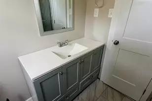 27 Davids Ct, South Brunswick Township, NJ 08810 - Photo 21