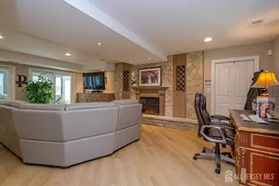 38 Holly Dr, Sayreville, NJ 08859 - Photo 7