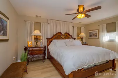 38 Holly Drive, Sayreville, NJ 08859 - Photo 21