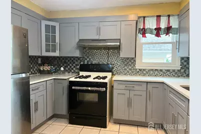 355 Main Street #Apt 2, South Amboy, NJ 08879 - Photo 3