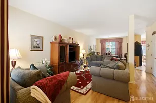 10 Wordsworth Ct, East Windsor Township, NJ 08520 - Photo 7