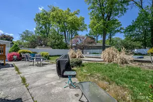 49 Colonial Dr, Clark Township, NJ 07066 - Photo 27