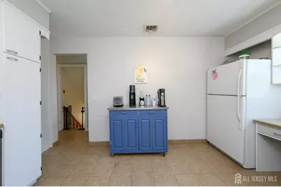 49 Colonial Drive, Clark Township, NJ 07066 - Photo 11