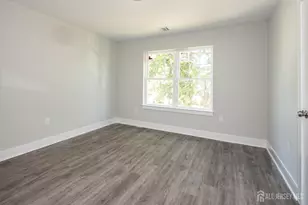 195 Greenwood Dr, Old Bridge Township, NJ 08857 - Photo 25