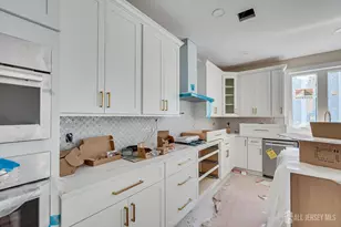 54 Nevsky St, Edison, NJ 08820 - Photo 59