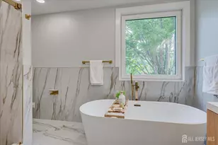 54 Nevsky St, Edison, NJ 08820 - Photo 27