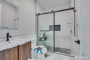 54 Nevsky St, Edison, NJ 08820 - Photo 39