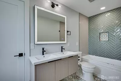 54 Nevsky Street, Edison, NJ 08820 - Photo 31