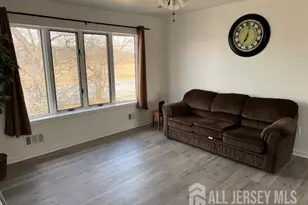 173 Metlars Ln, Piscataway Township, NJ 08854 - Photo 3