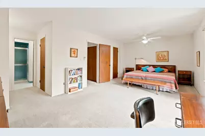 16 Irongate Street, Metuchen, NJ 08840 - Photo 23
