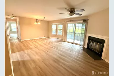 902 Woodhaven Drive, Edison, NJ 08817 - Photo 3