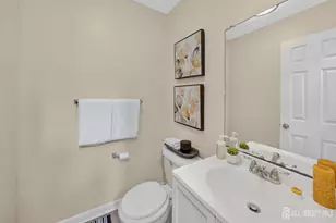 109 Michaels Ct, Woodbridge Township, NJ 07095 - Photo 31