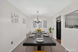 109 Michaels Ct, Woodbridge Township, NJ 07095 - Photo 11