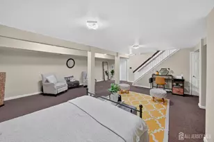 109 Michaels Ct, Woodbridge Township, NJ 07095 - Photo 5