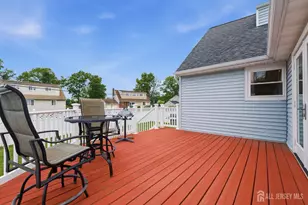 24 Deerwood Ave, Edison, NJ 08817 - Photo 37
