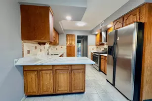 1308 Merrywood Dr, Edison, NJ 08817 - Photo 15