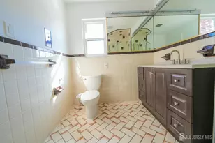 1308 Merrywood Dr, Edison, NJ 08817 - Photo 41