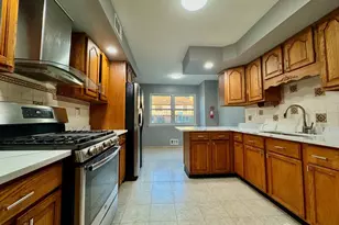 1308 Merrywood Dr, Edison, NJ 08817 - Photo 17