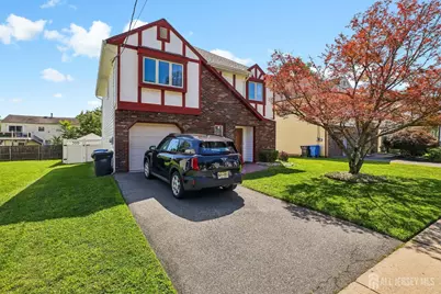 6 Weston Street, Metuchen, NJ 08840 - Photo 1