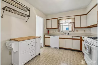6 Weston Street, Metuchen, NJ 08840 - Photo 7