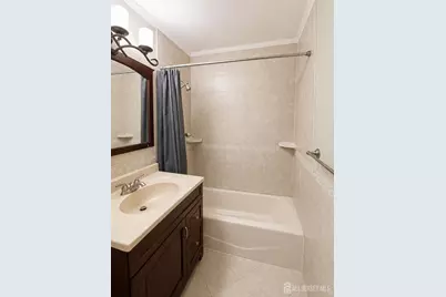 190 College Drive, Edison, NJ 08817 - Photo 7